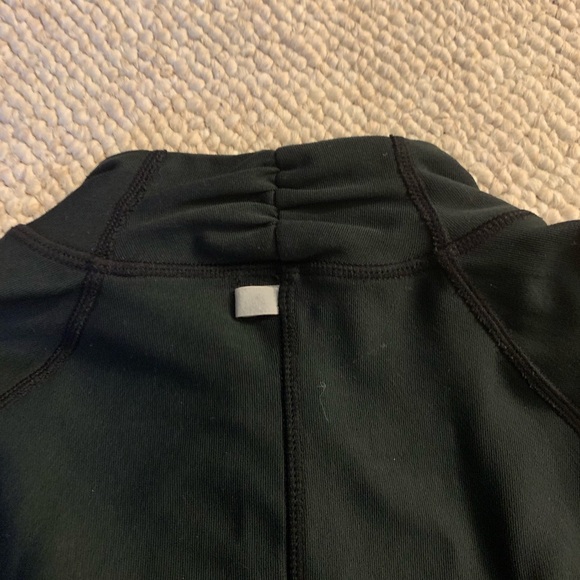 Nike Black Form Fitting Jacket - Picture 5 of 6